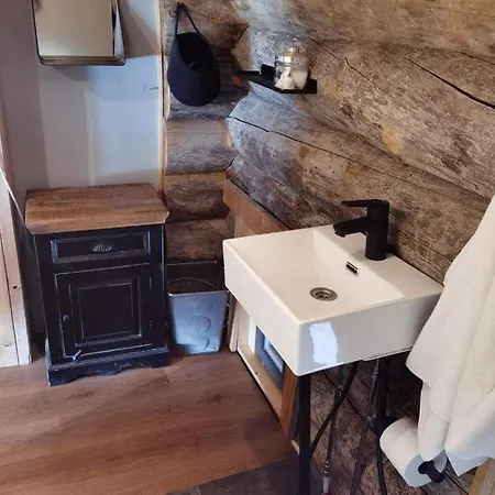 Karhukumpu Appartamento