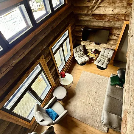 Karhukumpu Apartment *